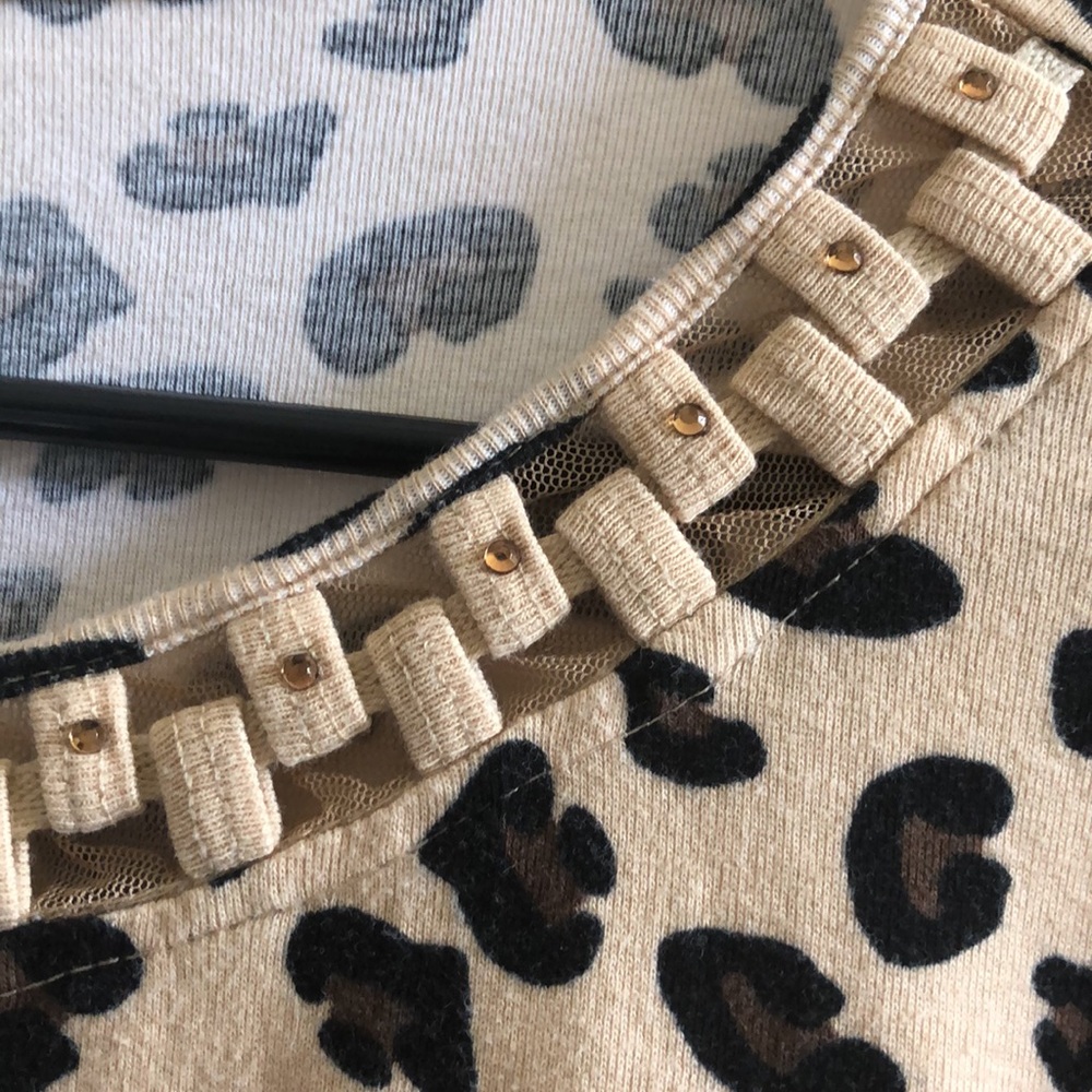 Kim Rogers Animal Print Pullover - Picture 3 of 7